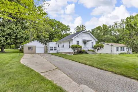 547 Pershing Avenue, Jackson, MI 49203
