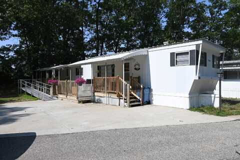 2701 Huizenga Street, Norton Shores, MI 49444