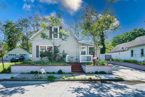 2110 Saint Charles Avenue SW, Grand Rapids, MI 49507