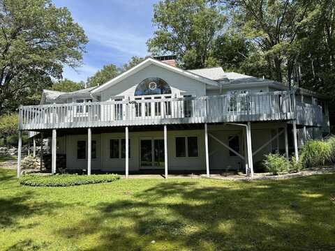 9679 Almena Drive, Kalamazoo, MI 49009