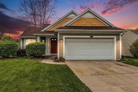 5767 E Grove Drive SE, Kentwood, MI 49512