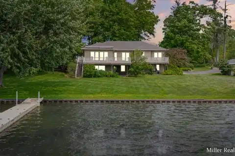 1080 Lynn Drive, Middleville, MI 49333