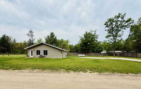 4223 S Harvard Avenue, Baldwin, MI 49304