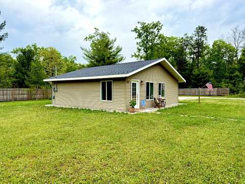 4223 S Harvard Avenue, Baldwin, MI 49304