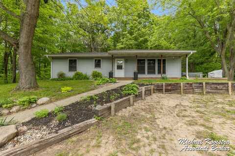 13901 Oberley Drive SE, Lowell, MI 49331