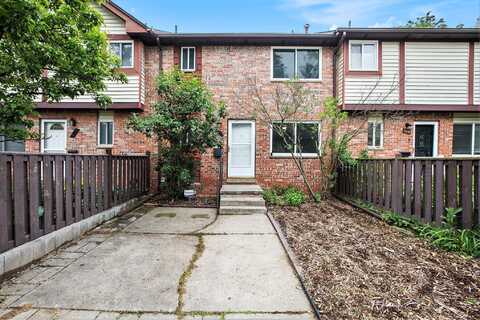 586 Terrace Lane E, Ypsilanti, MI 48198
