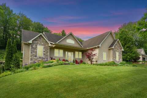 4157 Winding Way, Kalamazoo, MI 49004