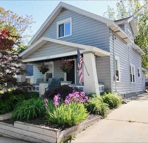 620 Emerald Avenue NE, Grand Rapids, MI 49503