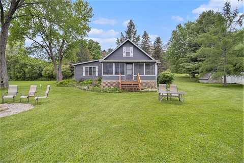 2332 Lakeside Drive, Evart, MI 49631