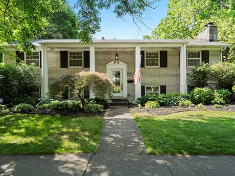 1935 Collegewood Street, Ypsilanti, MI 48197