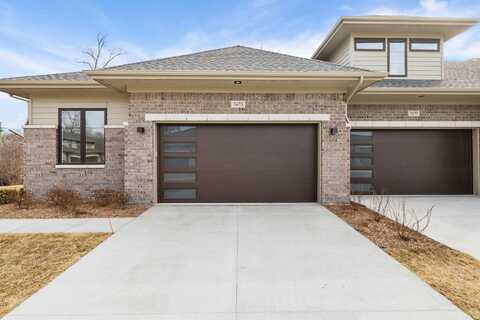 7475 Gramercy Circle, West Bloomfield, MI 48322