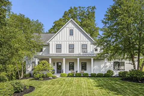 2377 Lake Birch Court NE, Grand Rapids, MI 49525