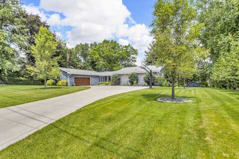 1620 N Dade Drive, Jackson, MI 49203