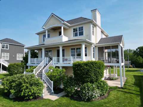 7250 Lakeview Avenue, South Haven, MI 49090
