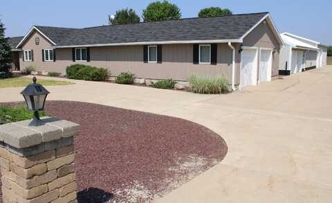 7680 S Warner Avenue, Fremont, MI 49412