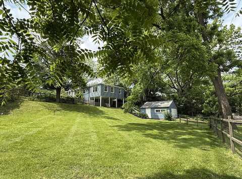 601 Cressfield Lane, Ann Arbor, MI 48103