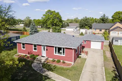 4352 Illinois Avenue SW, Wyoming, MI 49509