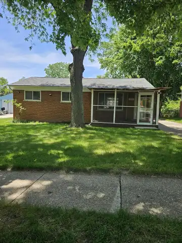 3340 Creek Drive, Ann Arbor, MI 48108