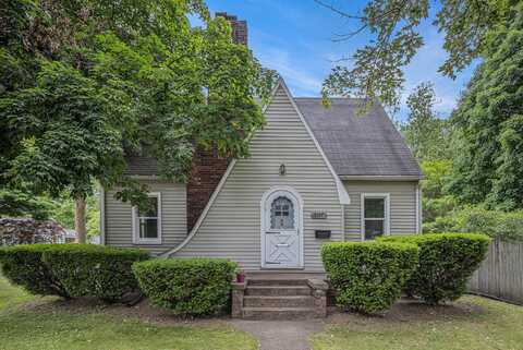 5147 N Riverview Drive, Kalamazoo, MI 49004