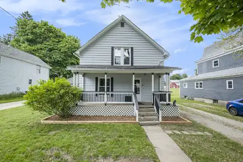 49 S Arthur Street, Grant, MI 49327