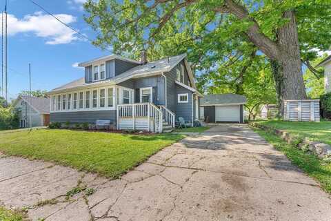 128 E Walnut Street, Hastings, MI 49058