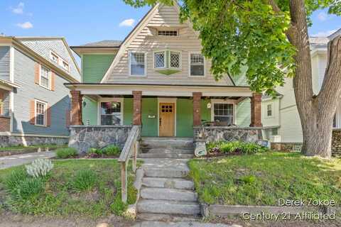 1237 Wealthy Street SE, Grand Rapids, MI 49506