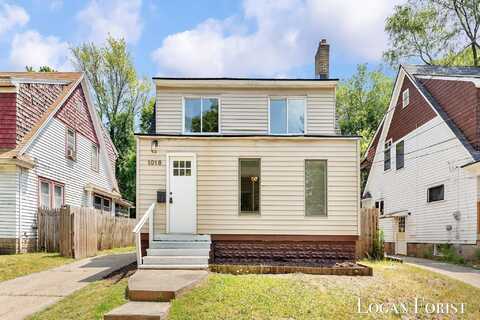 1018 Cooper Avenue SE, Grand Rapids, MI 49507