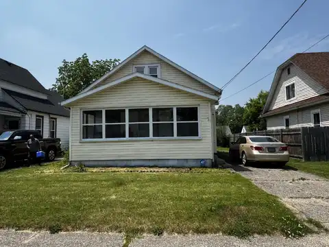 2101 Godfrey Avenue SW, Wyoming, MI 49509