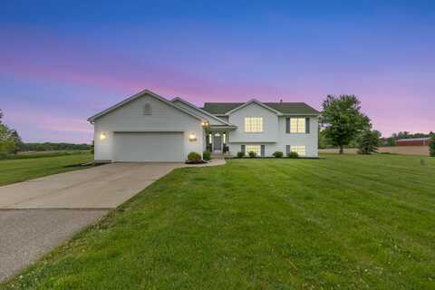 1443 140th Avenue, Wayland, MI 49348