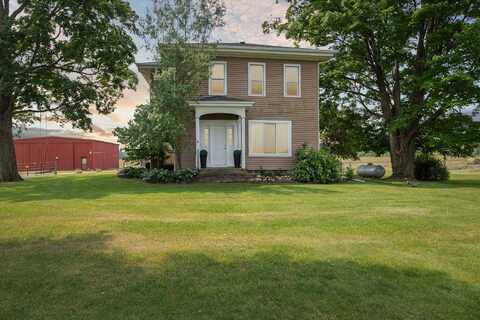 411 W X Y Avenue, Vicksburg, MI 49097