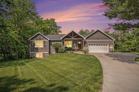 145 Lakeview Drive, Wayland, MI 49348
