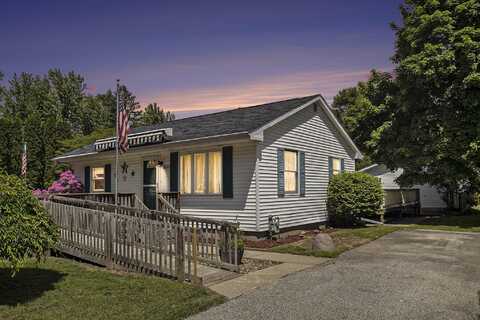 68149 Lawndale Street, Edwardsburg, MI 49112