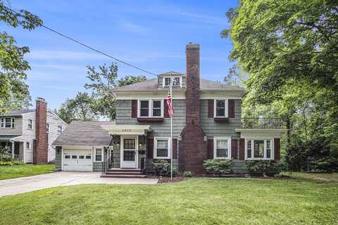 3544 Briggs Boulevard NE, Grand Rapids, MI 49525