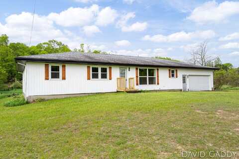 9081 E Baker Road, Hesperia, MI 49421