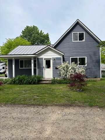 209 S Lake Avenue, Fremont, MI 49412