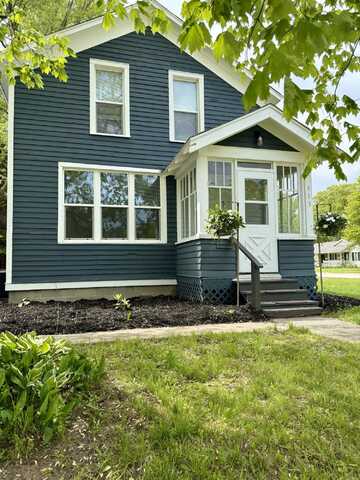 513 Center Street, Muskegon, MI 49445