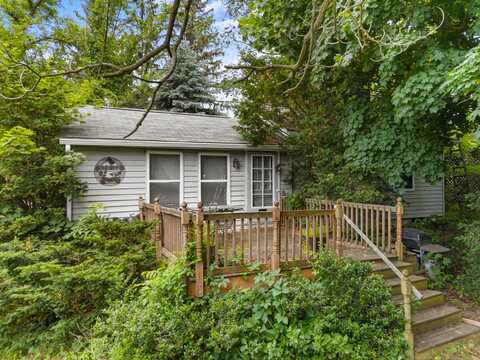 4149 S Highland Drive, Hillsdale, MI 49242