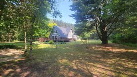 11390 Patterson Road, Ravenna, MI 49451