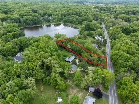 2011 Laraway Lake Drive SE, Grand Rapids, MI 49546