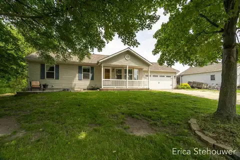 6460 Sunfield Drive SW, Byron Center, MI 49315