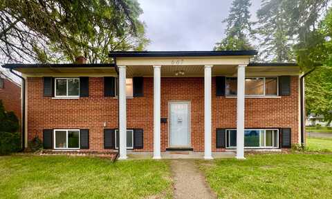667 Onandaga Avenue, Ypsilanti, MI 48198