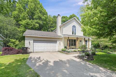 5829 EllCourt Drive, Fennville, MI 49408