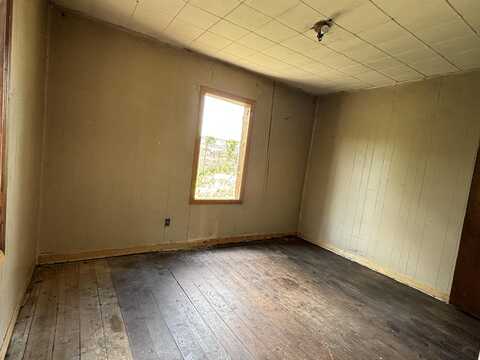 1580 Naomi Avenue, Adrian, MI 49221