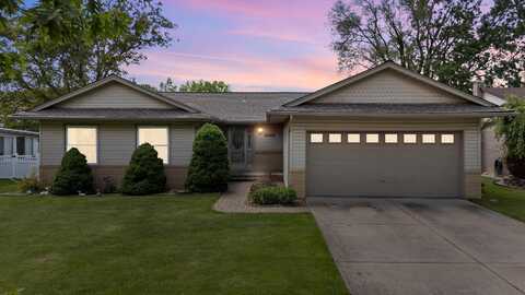 22000 Hall Road, Trenton, MI 48183