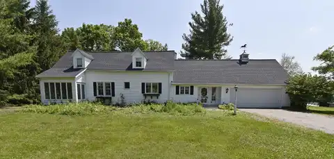1222 Stoneshire Drive SE, Grand Rapids, MI 49546