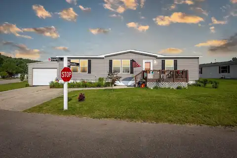 79 Shapell Lane NW, Grand Rapids, MI 49534