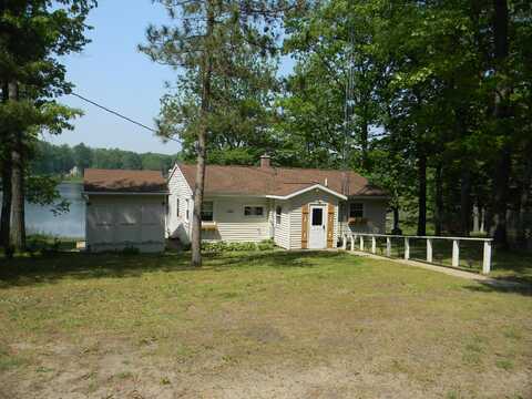 67 S Emerson Drive, Branch, MI 49402