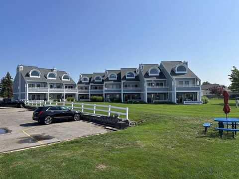 113 Millpoint Drive, Spring Lake, MI 49456