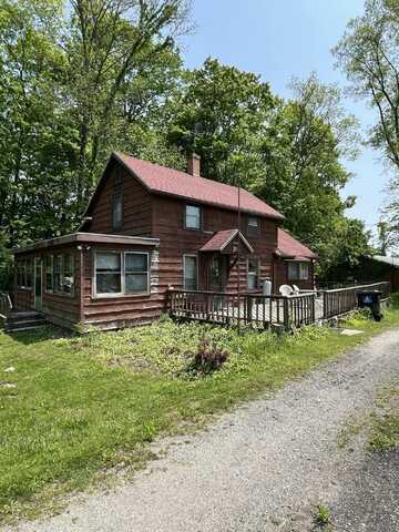 7530 Warren Woods Road, Three Oaks, MI 49128