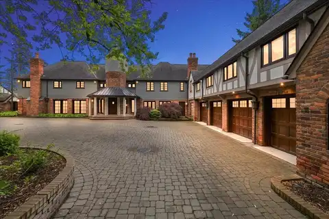 490 E Long Lake Road, Bloomfield Hills, MI 48304